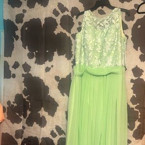 Size 2x bridesmaid /mom of bride dress